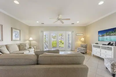 Image de Indigo Reef Resort Waterfront Villa 24 With Boat Dockage, Pool, and Sunset-View