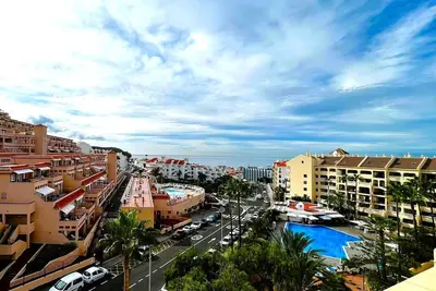 Image de Castle Harbour duplex with pool & sea views(C116)