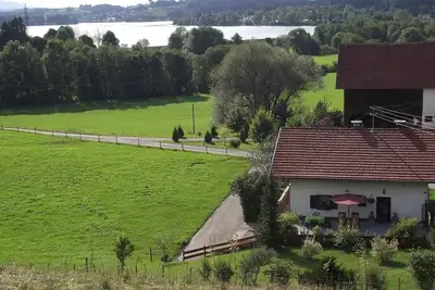 Image de Gemütliches Familien Ferienhaus in Ruhiger Umgebung m. Großer Terrasse u. Balkon