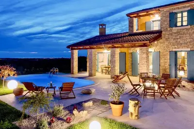 Image de Charming villa La Perla with pool, jacuzzi and sea view near Umag