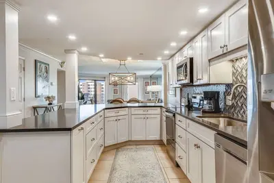 Image de Ir 412 is a Gulfview 2 Br that sleeps 6 and is over 1300 sf