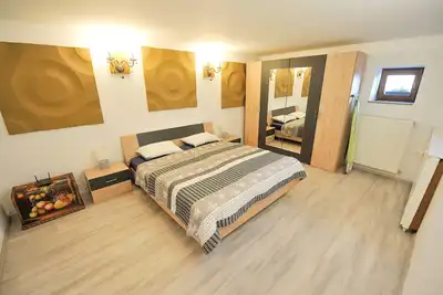 Image de One Bedroom Apartment Silvester with Onsite Wellness