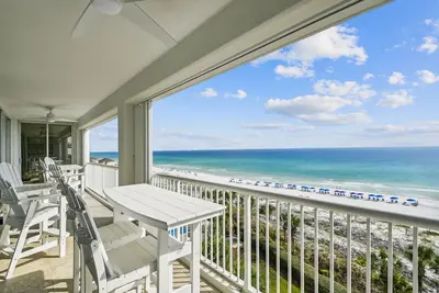 Image de Oceania 506 is a a beautiful 3 Br Gulf front condo that sleeps 8