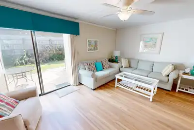 Image de Southbay 97 - 3 Br with a short walk to the beach - Sleeps 8