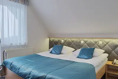 Image de Double or Twin room with balcony and shower 18