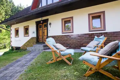 Image de Green Oasis Getaway at Estate Žagmeštri