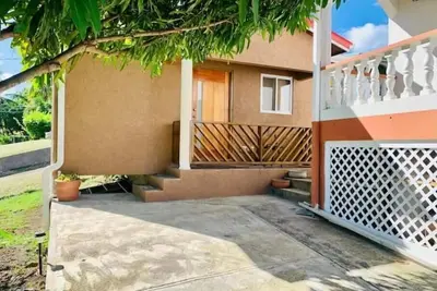 Image de \"The Tiny House\" located at Frequente, Grand Anse