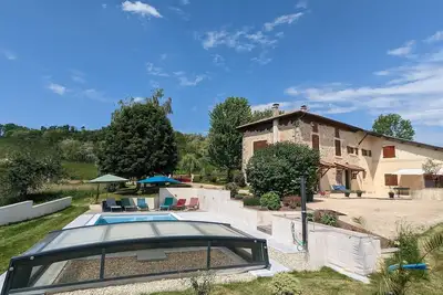 Image de Maison de vacances 'Chez Nancy' avec vue montagne, piscine privée et Wi-Fi