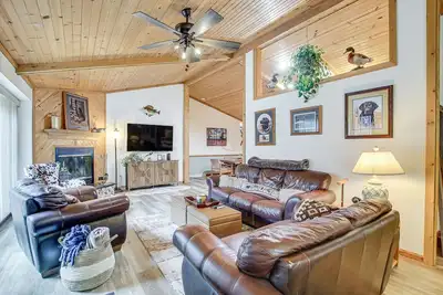 Image de Versatile Castle Rock Lake Home with Fire Pit!