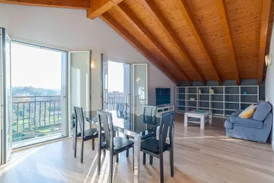 Image de Spacious and bright attic among 3 lakes with terrace