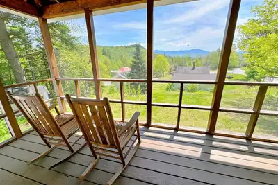 Image de 11g Quintessential New England Cottage with Fantastic Views and Dog Friendly!