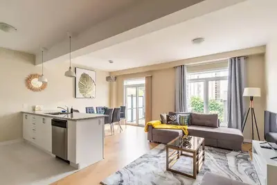 Image de Modern 3br 2. 5ba Townhome, 2 min to the Beach, Bbq\n\n