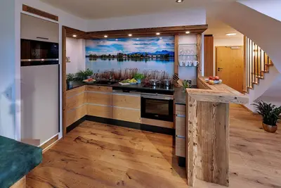 Image de Ferienwohnung Fraueninsel, 1-4 Pers. , 2sep. Sz, 2. Og und Dg, Balkon mit Chiemseeblick