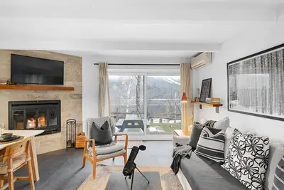 Image de Charming Condo with Views of Mont-Tremblant