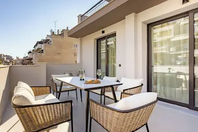 Image de Sanders Tower Centre - Appartement 1 chambre chaleureux avec terrasse