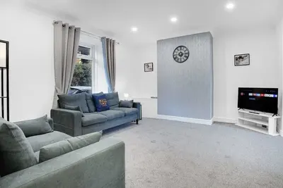 Image de Dean St Retreat: Cosy Urban Escape, Sleeps 5!