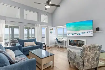 Image de Sealoft 204 - Gulf-Front Luxury Escape / Private Beach Access