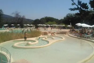 Image de Appartement en rez de Jardin vue mer sur le Golfe de Saint Tropez