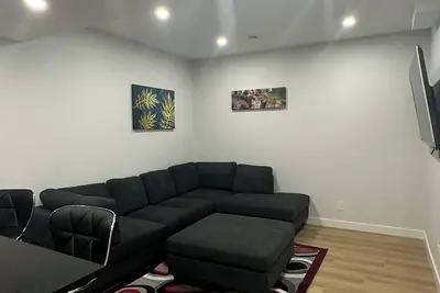 Image de Beautiful spacious 2Bedrooms suite, Close to all amenities.