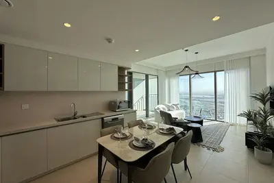 Image de HomesGetaway - Lovely 2br in Downtown Views Ii