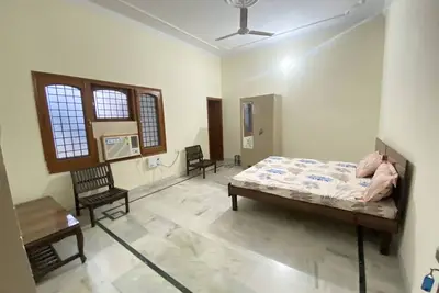 Image de Guest House Like Your own home We provide All services According to Your need!