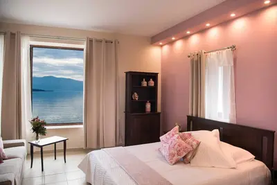 Image de Nv Pink Suite Nikiana Lefkada — Av Properties
