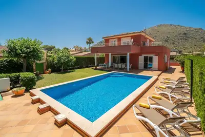 Image de Maison Massanet pour 8 personnes avec piscine près de la plage et de toutes les commodités