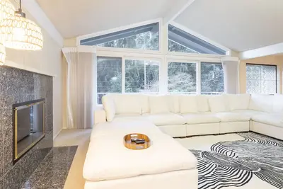Image de Bretton Wood home blocks from Microsoft, Lake Sammamish m/s Seattle, Downtown