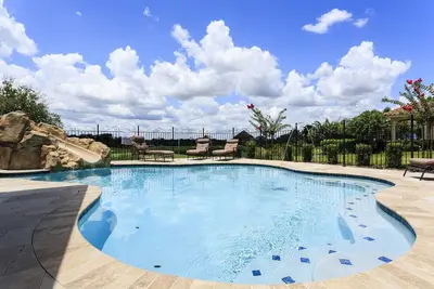 Image de Last Minute Disney Getaway! Private Pool, Hot Tub & Game Room. Book Now! #1539