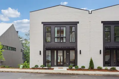 Image de Heavens Dew - Beautiful 3-bedroom townhome w/ gameroom in the Serenbe Community