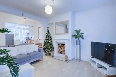 Image de Pass the Keys | Charming 2 Bedroom House Good Transport and Parking