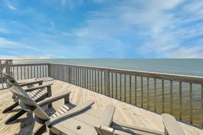 Image de Soundfront Dog Friendly w/ Hot Tub, Private Windsurfing Access, Cmty Ramp & Pool