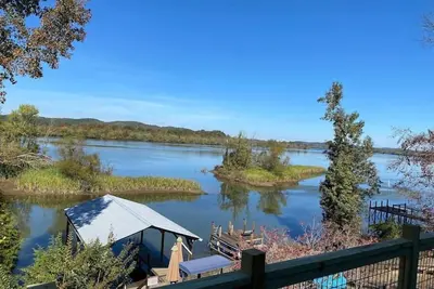 Image de Awesome Chickamauga Lake House with Private Dock, Dog-friendly
