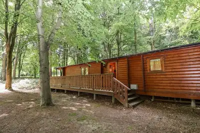 Image de Bamboo Retreat, character holiday cottage, with hot tub in Louth