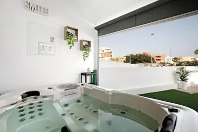 Image de Maison de vacances 'El Ramonal Vacacional' avec vue sur la mer, terrasse privée et Wi-Fi