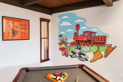 Image de Your Home Away from Home: Pool, Monopoly, Hot Tub, Mini-Golf, Bbq, Luxury Home