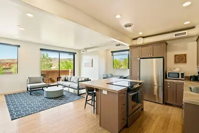 Image de The Crescent Moon - 2 bed 2 bath Suite W/ Red Rock Views