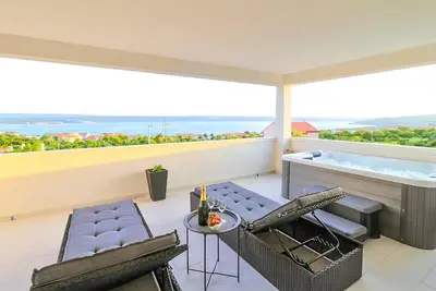 Image de Bel appartement à Maslenica avec WiFi