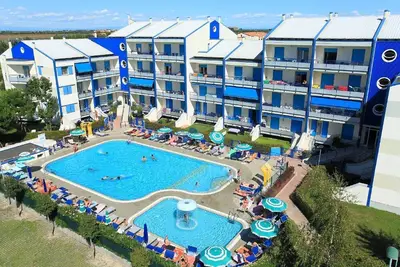 Image de Appartement à Caorle avec balcon
