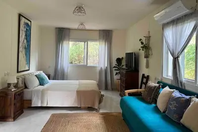 Image de A cosy small unit with a beautiful view to the Galilee lake