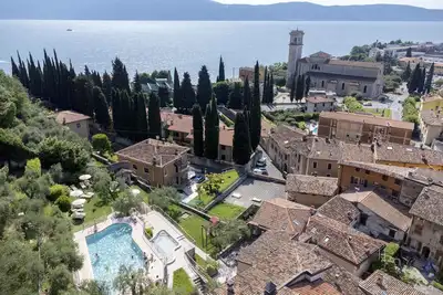 Image de Appartement de vacances avec climatisation, WiFi et piscine