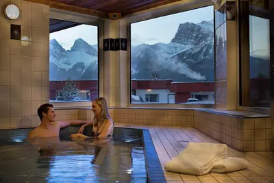 Image de Great Value Room at the Entrance to Banff Park!