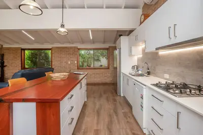 Image de 4 Shelly Beach Road: 2  Br, 2  Ba House in Port Macquarie, Sleeps 4