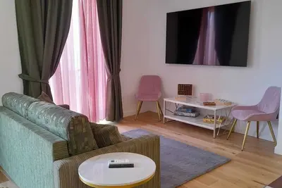 Two bedroom suite apartment in the center of Naples!