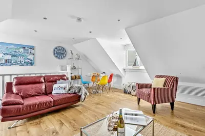 Image de 17 At The Beach -  an apartment that sleeps 4 guests  in 2 bedrooms