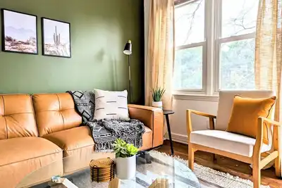 Image de Modern, Cozy 2bd Home, walk to Starbucks