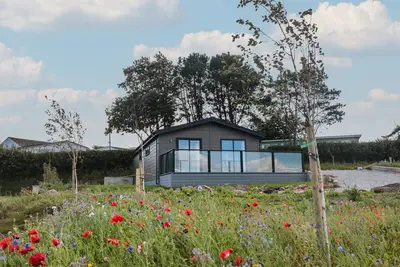 Image de Primrose Lodge, pet friendly, with a garden in Dartmouth