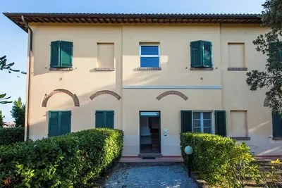 Image de Maison de vacances 'Podere Simonetta - A2' avec piscine partagée, terrasse privée et Wi-Fi