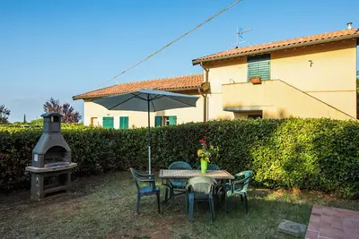 Image de Maison de vacances 'Podere Simonetta - A3' avec piscine partagée, terrasse privée et Wi-Fi