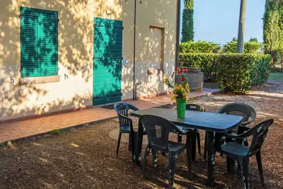 Image de Maison de vacances 'Podere Simonetta - A6' avec piscine partagée, terrasse privée et Wi-Fi
